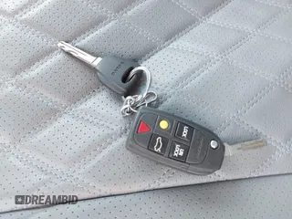 2006 Volvo V70 2.4L с VIN YV1SW612562580170, выставлен на аукционе IAAI как лот 42411464 с пробегом 257 816 миль миль и . История ставок и продаж доступна на DreamBid. Изображение 11.