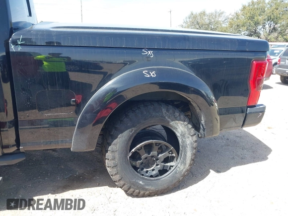 2018 Ford Super Duty F-250 SRW XL with VIN 1FT7W2BTXJEB99241, listed as a IAAI auction lot 41761108 with 215,843 mi miles. Bid and sale history available at carsss.com. Image 17.