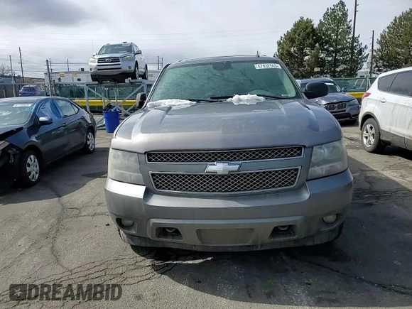 2008 Chevrolet Suburban LTZ with VIN 1GNFK16Y18R165402, listed as a Copart auction lot 47832565 with 184,399 mi miles and Salvage Title. Bid and sale history available at carsss.com. Image 12.