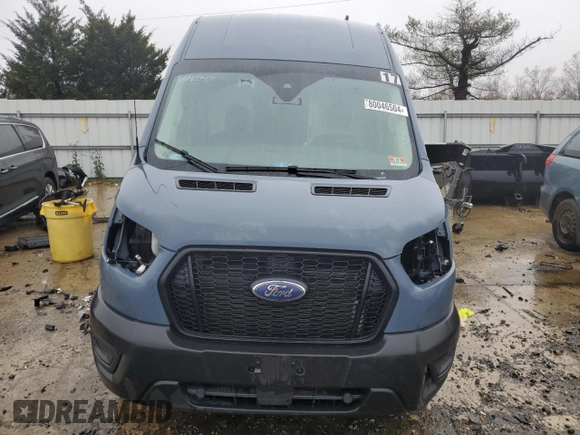 2021 Ford Transit Cargo с VIN 1FTBR3X84MKA97774, выставлен на аукционе Copart как лот 80046504 с пробегом 36 983 миль миль и Списание • Salvage title. История ставок и продаж доступна на DreamBid. Изображение 5.