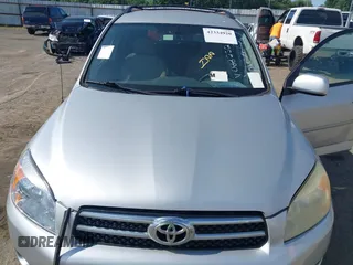 2008 Toyota RAV4 Limited с VIN JTMZD31V085088232, выставлен на аукционе IAAI как лот 42334920 с пробегом Не указан миль и . История ставок и продаж доступна на DreamBid. Изображение 10.