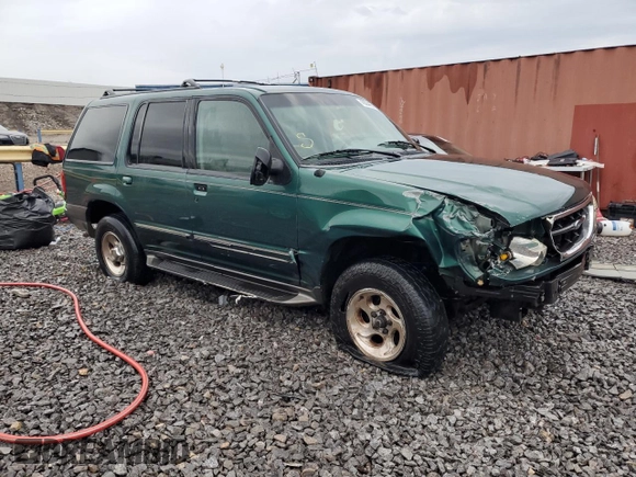 2000 Ford Explorer with VIN 1FMZU63X2YUA56061, listed as a Copart auction lot 45004465 with 117,860 mi miles and Salvage title. Bid and sale history available at DreamBid. Image 4.