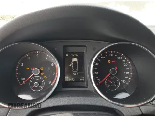 2011 Volkswagen GTI w/Sunroof с VIN WVWEV7AJ6BW119288, выставлен на аукционе Copart как лот 52587255 с пробегом 105 472 миль миль и Чистый • Clean title. История ставок и продаж доступна на DreamBid. Изображение 9.