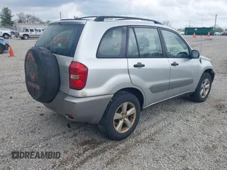 2005 Toyota RAV4 with VIN JTEGD20V750053467, listed as a IAAI auction lot 42127532 with 421,160 mi miles and . Bid and sale history available at DreamBid. Image 4.