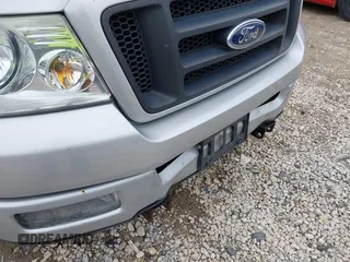 2005 Ford F-150 XLT with VIN 1FTPW14505KC98909, listed as a IAAI auction lot 41905480 with 174,198 mi miles. Bid and sale history available at carsss.com. Image 12.