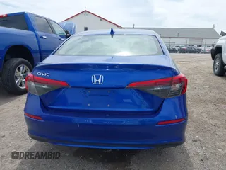 2022 Honda Civic LX z VIN 2HGFE2F27NH563406, wystawiony jako IAAI lot #42103175 z przebiegiem 69 488 mil mil oraz . Historia ofert i sprzedaży dostępna na DreamBid. Obrazek 16.
