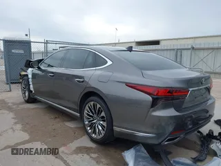 2022 Lexus LS with VIN JTHD51FF5N5015672, listed as a IAAI auction lot 41286408 with 30,047 mi miles. Bid and sale history available at carsss.com. Image 3.