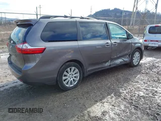 2017 Toyota Sienna XLE with VIN 5TDDZ3DC7HS157241, listed as a IAAI auction lot 41530337 with 87,448 mi miles and . Bid and sale history available at DreamBid. Image 4.