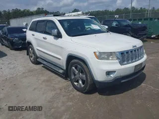 2012 Jeep Grand Cherokee Overland with VIN 1C4RJECT8CC195064, listed as a IAAI auction lot 41860187 with 241,367 mi miles. Bid and sale history available at carsss.com. Image 1.