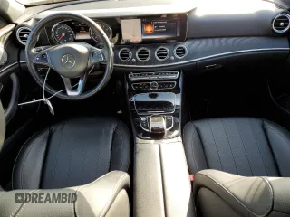 2017 Mercedes-Benz E-Class E 300 Luxury with VIN WDDZF4JB4HA192886, listed as a Copart auction lot 41983083 with 43,815 mi miles. Bid and sale history available at carsss.com. Image 8.
