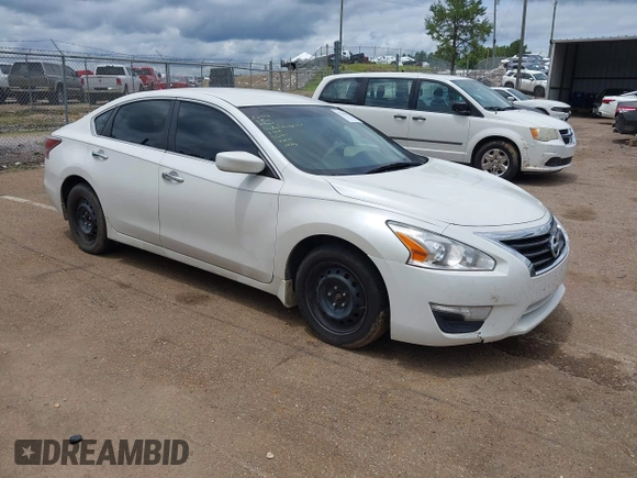 2015 Nissan Altima S z VIN 1N4AL3AP5FC212902, wystawiony jako IAAI lot #42265081 z przebiegiem 138 423 mil mil oraz . Historia ofert i sprzedaży dostępna na DreamBid. Obrazek 1.