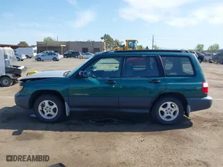 2001 Subaru Forester L with VIN JF1SF63561G719978, listed as a IAAI auction lot 41993814 with 208,781 mi miles. Bid and sale history available at carsss.com. Image 14.