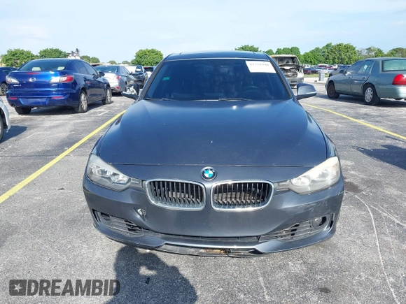 2015 BMW 3 Series 328i z VIN WBA3A5G57FNS82543, wystawiony jako IAAI lot #42731940 z przebiegiem 102 773 mil mil oraz . Historia ofert i sprzedaży dostępna na DreamBid. Obrazek 12.