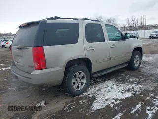 2009 GMC Yukon SLT 4SB with VIN 1GKFK33009R240793, listed as a IAAI auction lot 41418512 with 159,931 mi miles and . Bid and sale history available at DreamBid. Image 4.