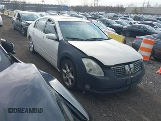 2006 Nissan Maxima 3.5 SL with VIN 1N4BA41E76C826557, listed as a IAAI auction lot 41886446 with 84,027 mi miles. Bid and sale history available at carsss.com. Image 1.