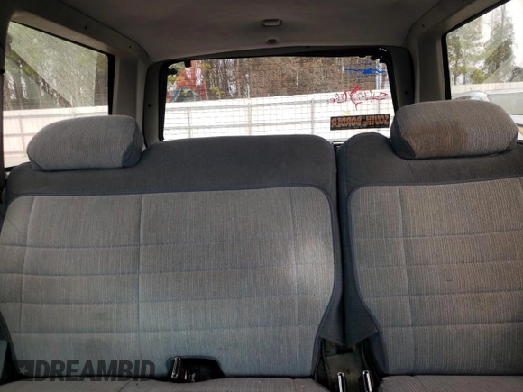 1995 Ford Explorer Eddie Bauer z VIN 1FMDU34X2SUB88316, wystawiony jako Copart lot #88269975 z przebiegiem 154 878 mil mil oraz Szkoda całkowita • Salvage title. Historia ofert i sprzedaży dostępna na DreamBid. Obrazek 10.
