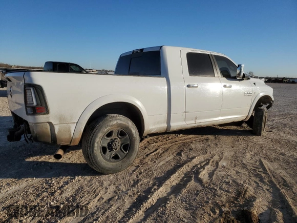 2015 Ram 2500 Laramie with VIN 3C6UR5NL6FG552735, listed as a Copart auction lot 41956485 with 284,745 mi miles and Salvage title. Bid and sale history available at DreamBid. Image 3.