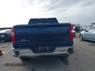 2019 Chevrolet Silverado 1500 LT with VIN 3GCUYDED2KG240176, listed as a IAAI auction lot 41585146 with 85,304 mi miles. Bid and sale history available at carsss.com. Image 16.