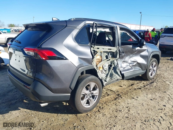 2022 Toyota RAV4 XLE with VIN 2T3W1RFV6NC209679, listed as a IAAI auction lot 41820957 with 25,755 mi miles. Bid and sale history available at carsss.com. Image 4.