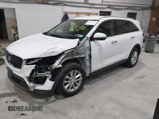 2018 Kia Sorento LX with VIN 5XYPGDA34JG360880, listed as a IAAI auction lot 41891431 with 90,996 mi miles. Bid and sale history available at carsss.com. Image 2.