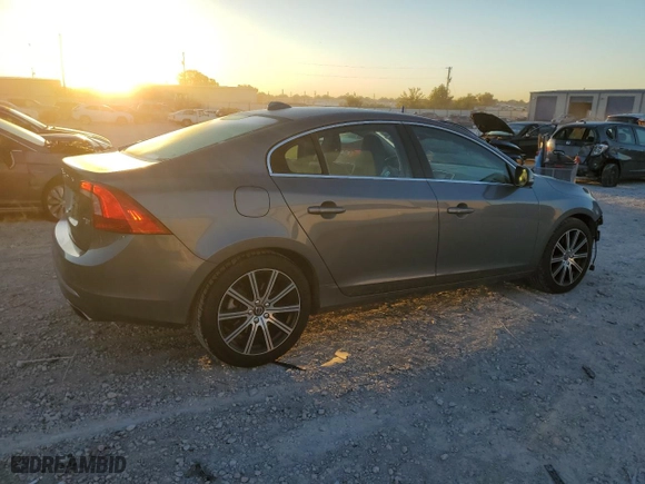 2016 Volvo S60 Inscription T5 Drive-E Premier with VIN LYV402FK2GB096264, listed as a Copart auction lot 72142074 with NaN miles and Salvage Title. Bid and sale history available at carsss.com. Image 3.