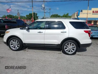 2014 Ford Explorer Limited with VIN 1FM5K7F87EGB07157, listed as a IAAI auction lot 42241816 with 152,054 mi miles and . Bid and sale history available at carsss.com. Image 15.