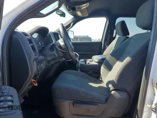2024 Ram 2500 Tradesman with VIN 3C6UR5HJ4RG143096, listed as a Copart auction lot 55479915 with 48,458 mi miles and Salvage title. Bid and sale history available at DreamBid. Image 7.