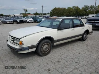 1991 Oldsmobile Delta z VIN 1G3HN54C1M1804698, wystawiony jako Copart lot #69833034 z przebiegiem 174 625 mil mil oraz Szkody całkowita. Historia ofert i sprzedaży dostępna na DreamBid. Obrazek 1.
