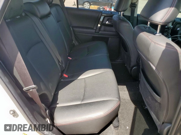 2022 Toyota 4Runner TRD Off Road Premium с VIN JTERU5JR9N5991422, выставлен на аукционе Copart как лот 56635205 с пробегом 61 096 миль миль и Списание • Salvage title. История ставок и продаж доступна на DreamBid. Изображение 11.