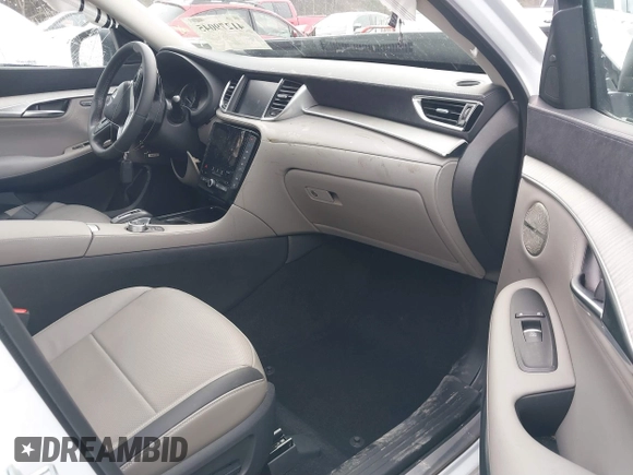2023 Infiniti QX50 Sensory z VIN 3PCAJ5EB1PF120667, wystawiony jako IAAI lot #41279045 z przebiegiem 9 132 mil mil oraz . Historia ofert i sprzedaży dostępna na DreamBid. Obrazek 5.