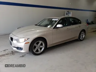 2014 BMW 3 Series 328i xDrive with VIN WBA3B3G52ENR82406, listed as a Copart auction lot 47823535 with 86,182 mi miles and Salvage Title. Bid and sale history available at carsss.com. Image 1.