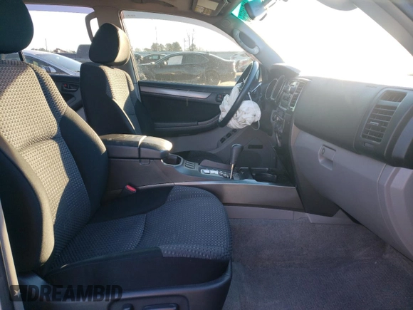 2008 Toyota 4Runner SR5 z VIN JTEZU14R98K006529, wystawiony jako Copart lot #41511565 z przebiegiem 150 661 mil mil oraz Czysty tytuł • Clean title. Historia ofert i sprzedaży dostępna na DreamBid. Obrazek 7.