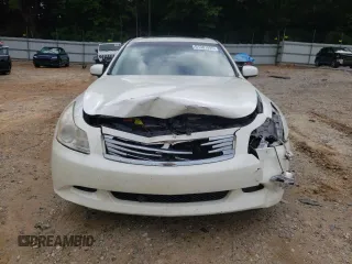2008 Infiniti G35 Journey z VIN JNKBV61E68M215957, wystawiony jako Copart lot #61387995 z przebiegiem 133 328 mil mil oraz Szkoda całkowita • Salvage title. Historia ofert i sprzedaży dostępna na DreamBid. Obrazek 5.