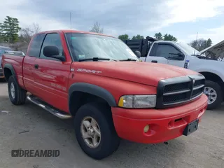 2001 Dodge 1500 with VIN 3B7HF13Z41G184843, listed as a IAAI auction lot 42077306 with 221,379 mi miles. Bid and sale history available at carsss.com. Image 1.