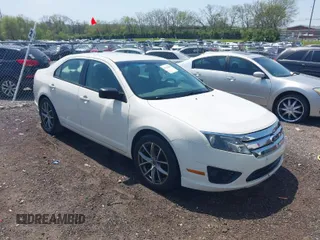 2011 Ford Fusion S with VIN 3FAHP0GA5BR226931, listed as a IAAI auction lot 42035608 with 227,315 mi miles. Bid and sale history available at carsss.com. Image 1.