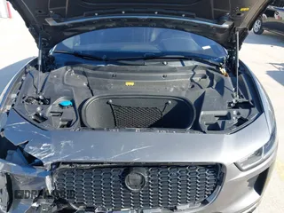 2019 Jaguar I-PACE S with VIN SADHB2S12K1F72772, listed as a IAAI auction lot 41691548 with 30,226 mi miles. Bid and sale history available at carsss.com. Image 10.