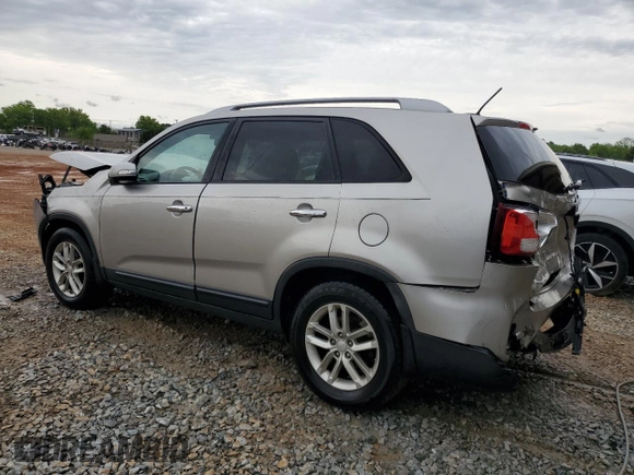 2015 Kia Sorento LX with VIN 5XYKT4A64FG658448, listed as a Copart auction lot 54198645 with 149,768 mi miles and Salvage Title. Bid and sale history available at DreamBid. Image 2.