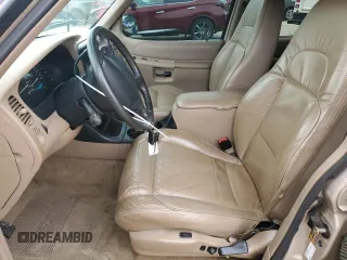 1998 Ford Explorer XL z VIN 1FMZU34E6WUA31799, wystawiony jako Copart lot #47761155 z przebiegiem 92 842 mil mil oraz Czysty tytuł • Clean title. Historia ofert i sprzedaży dostępna na DreamBid. Obrazek 7.
