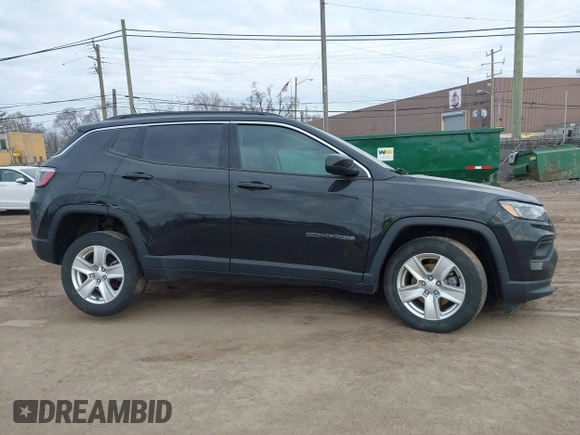 2022 Jeep Compass Latitude with VIN 3C4NJDBB6NT117925, listed as a IAAI auction lot 41779788 with 58,480 mi miles and . Bid and sale history available at DreamBid. Image 13.