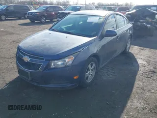 2014 Chevrolet Cruze 1LT with VIN 1G1PC5SB9E7323441, listed as a IAAI auction lot 41400152 with 134,594 mi miles and . Bid and sale history available at DreamBid. Image 17.