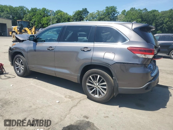 2017 Toyota Highlander XLE with VIN 5TDJZRFH9HS412874, listed as a Copart auction lot 62018815 with 109,212 mi miles and Salvage title. Bid and sale history available at DreamBid. Image 2.