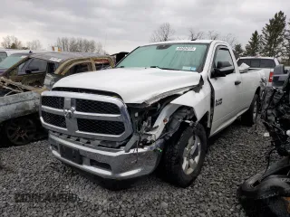2017 Ram 1500 Tradesman z VIN 3C6JR6DGXHG504641, wystawiony jako Copart lot #44434515 z przebiegiem 159 894 mil mil oraz Nie do naprawy • Non repairable. Historia ofert i sprzedaży dostępna na DreamBid. Obrazek 1.