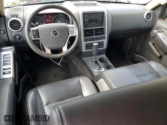 2006 Mercury Mountaineer Premier z VIN 4M2EU48846ZJ04114, wystawiony jako Copart lot #60983025 z przebiegiem 139 121 mil mil oraz Czysty tytuł • Clean title. Historia ofert i sprzedaży dostępna na DreamBid. Obrazek 8.