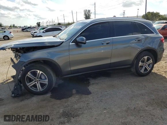 2018 Mercedes-Benz GLC with VIN WDC0G4JB2JV057513, listed as a Copart auction lot 71833722 with 42,998 mi miles. Bid and sale history available at carsss.com. Image 1.