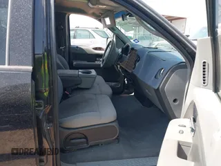 2004 Ford F-150 XLT z VIN 1FTRW12W74KD52239, wystawiony jako IAAI lot #42467229 z przebiegiem 318 471 mil mil oraz . Historia ofert i sprzedaży dostępna na DreamBid. Obrazek 5.