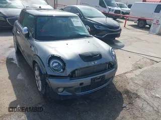 2009 MINI Hardtop S with VIN WMWMF73509TW86792, listed as a IAAI auction lot 41766406 with 174,724 mi miles and . Bid and sale history available at DreamBid. Image 6.