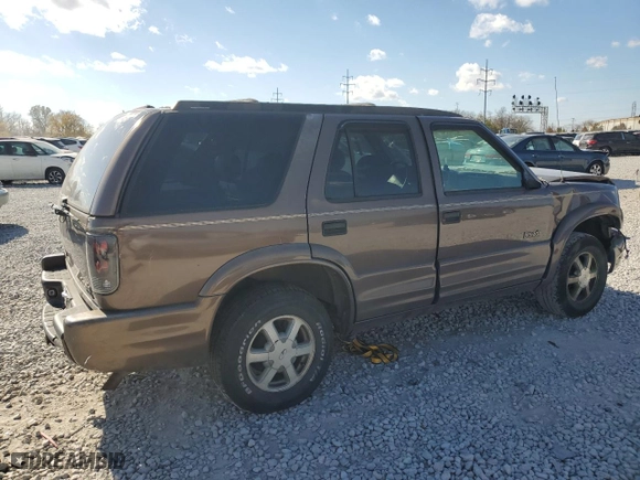 1998 Oldsmobile Bravada with VIN 1GHDT13W7W2721308, listed as a Copart auction lot 79189484 with 134,924 mi miles and Salvage Title. Bid and sale history available at carsss.com. Image 3.