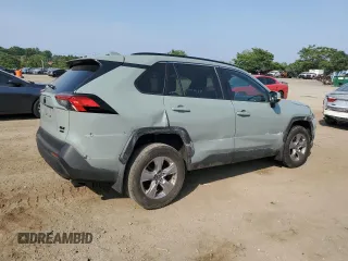 2022 Toyota RAV4 XLE with VIN 2T3P1RFVXNW308735, listed as a Copart auction lot 60435335 with 30,578 mi miles and Salvage title. Bid and sale history available at DreamBid. Image 3.