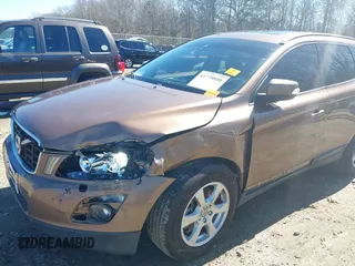2010 Volvo XC60 3.2L with VIN YV4982DL5A2072427, listed as a IAAI auction lot 41779880 with 94,333 mi miles. Bid and sale history available at carsss.com. Image 6.