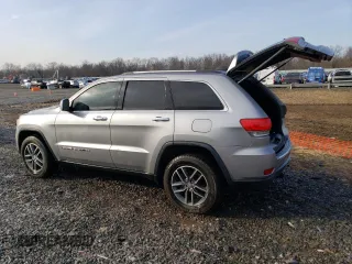 2018 Jeep Grand Cherokee Sterling Edition with VIN 1C4RJFBG4JC139503, listed as a Copart auction lot 43160765 with 84,861 mi miles and Salvage Title. Bid and sale history available at carsss.com. Image 2.